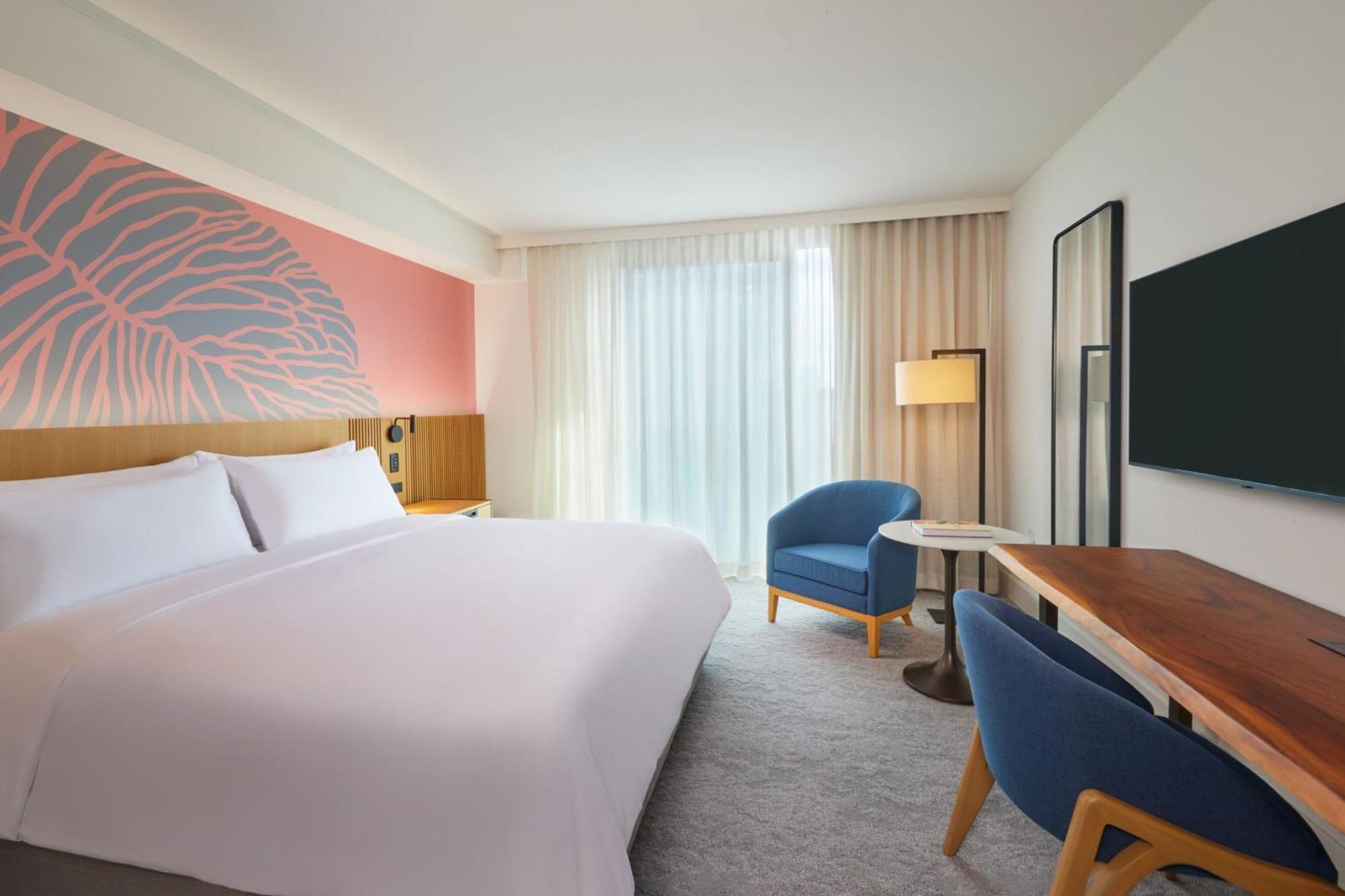 Renaissance Honolulu Hotel & Spa Exterior photo