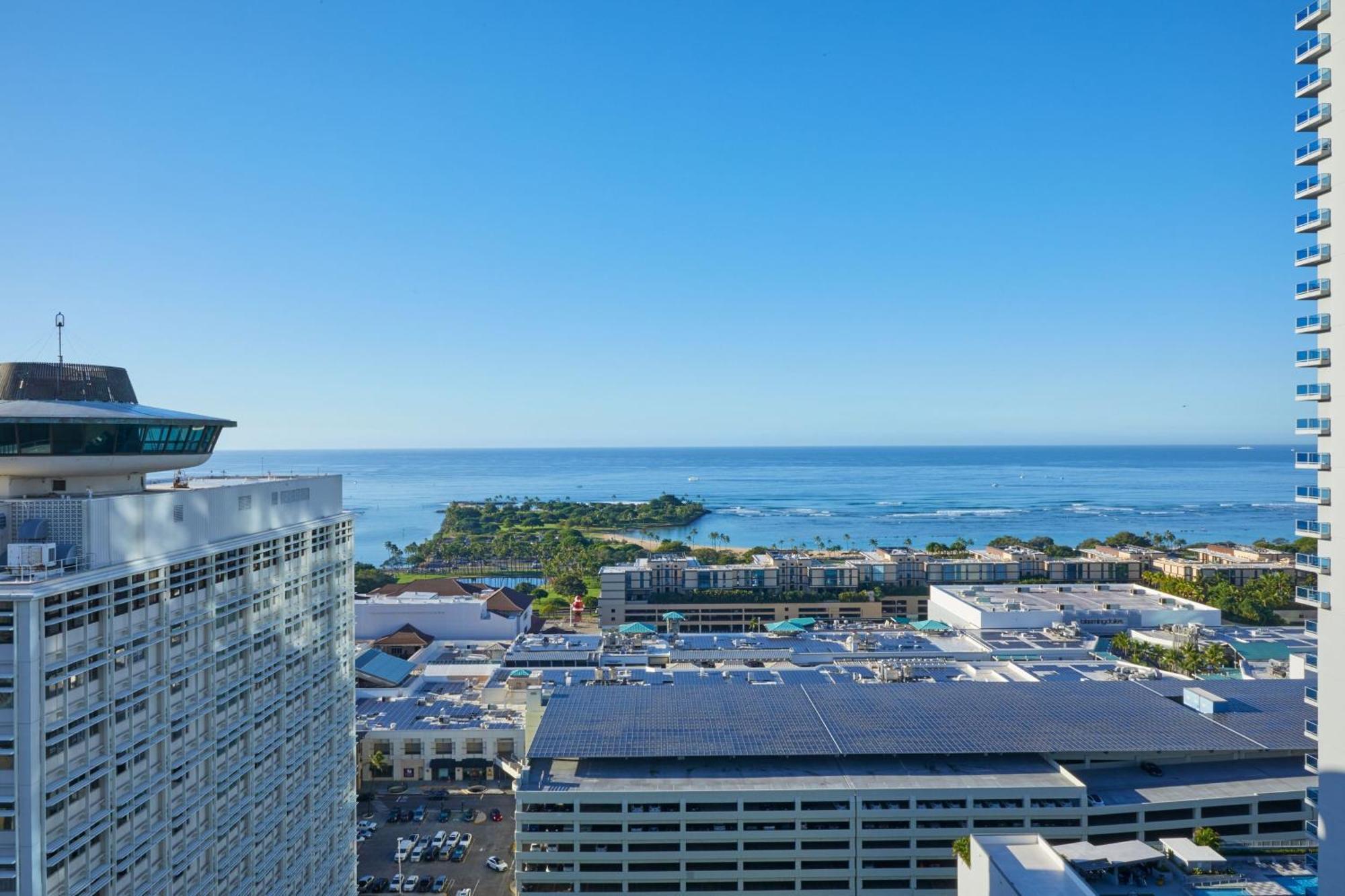Renaissance Honolulu Hotel & Spa Exterior photo