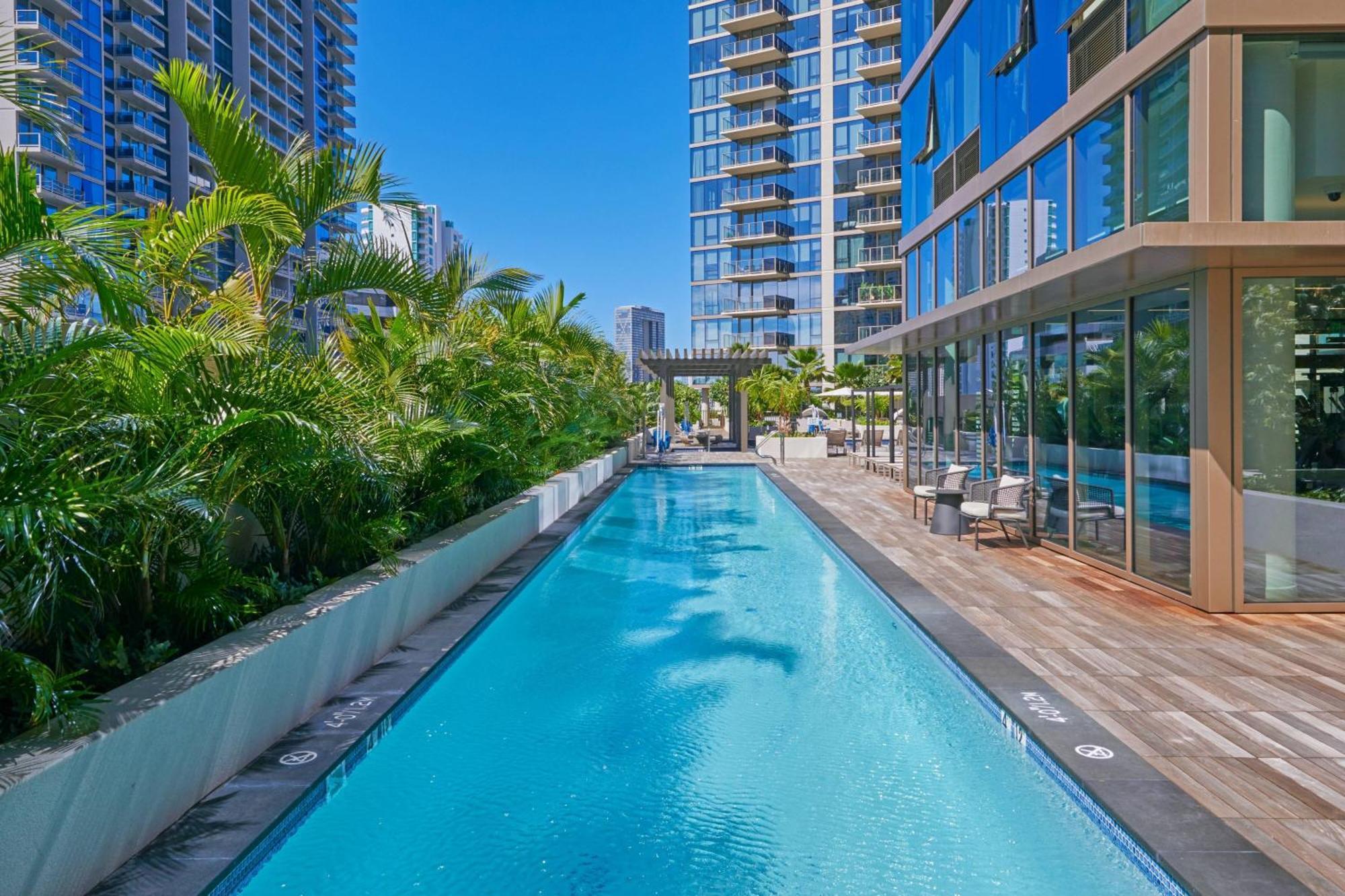 Renaissance Honolulu Hotel & Spa Exterior photo