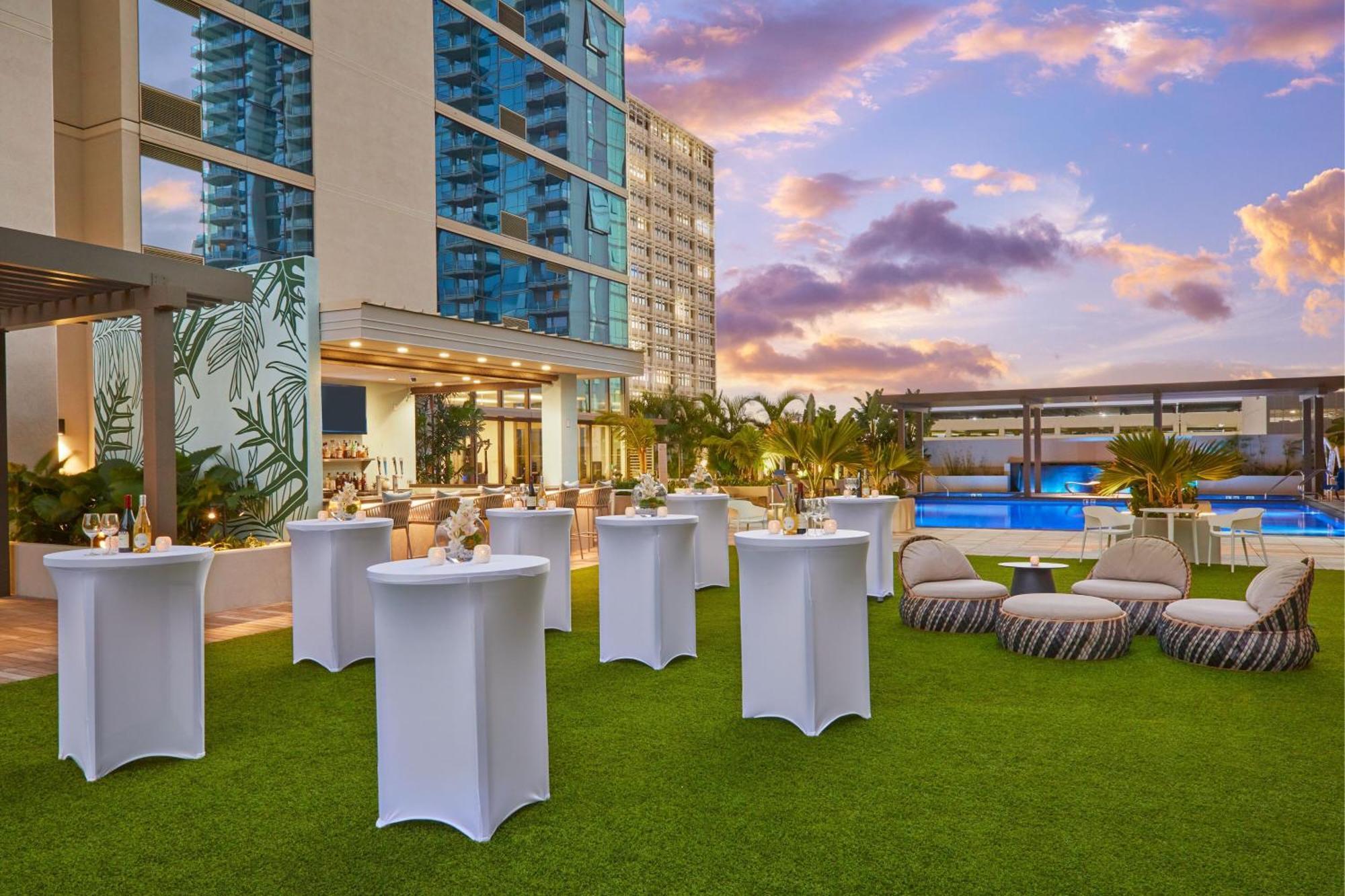 Renaissance Honolulu Hotel & Spa Exterior photo